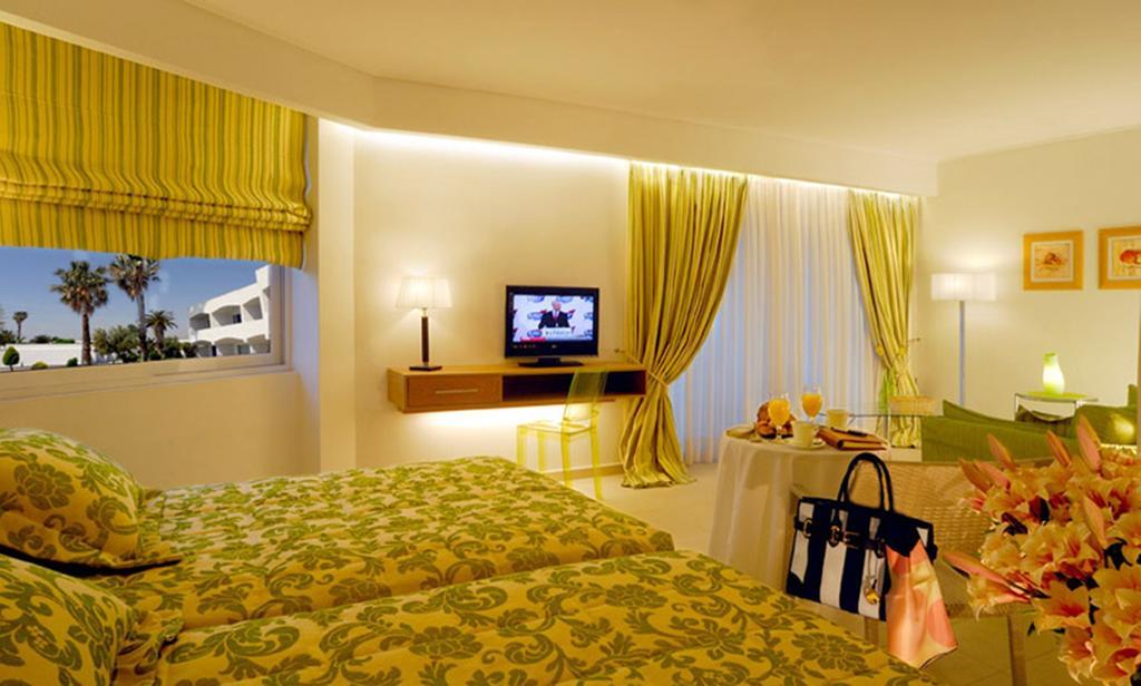 Kinetta Beach Resort&Spa Exterior foto