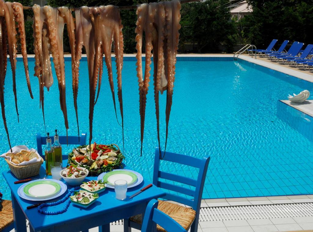Kinetta Beach Resort&Spa Exterior foto